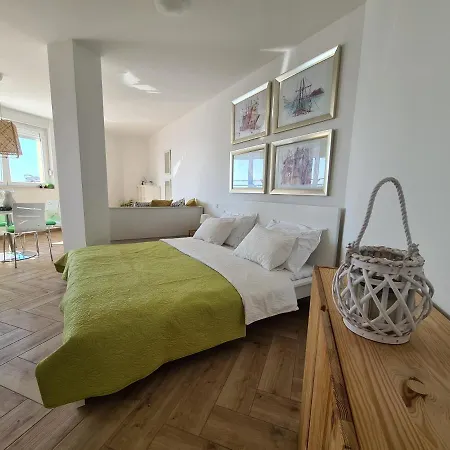 Sea Haven Apartment